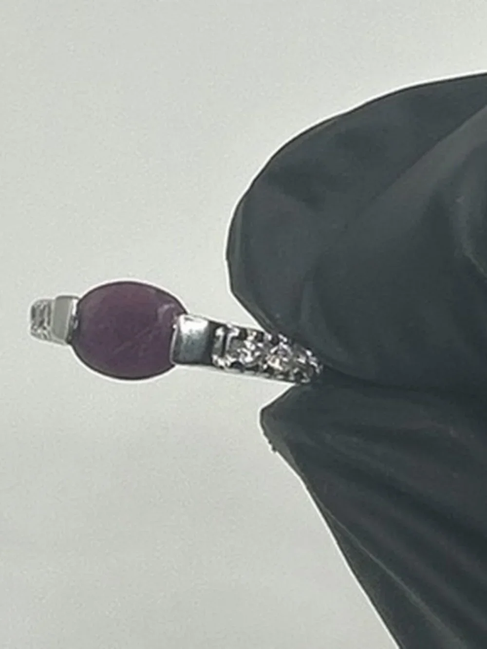Vintage 925 Sterling Silver Garnet Ring Womens Red Stone CZ Accents Stamped